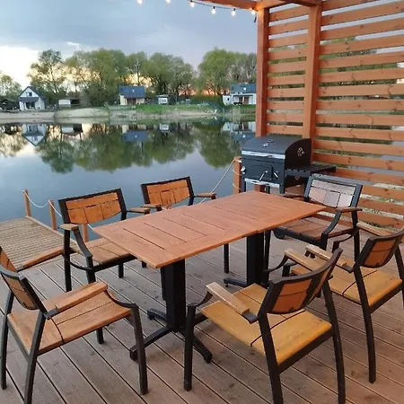 Domino - Nad Jeziorem Ferienhaus