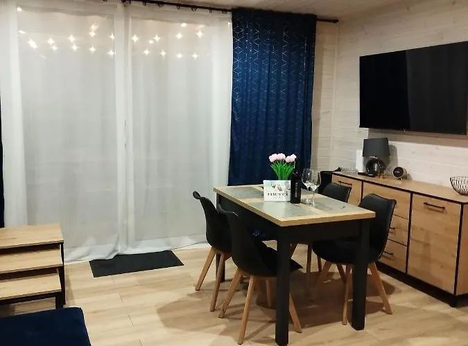 Domino - Nad Jeziorem